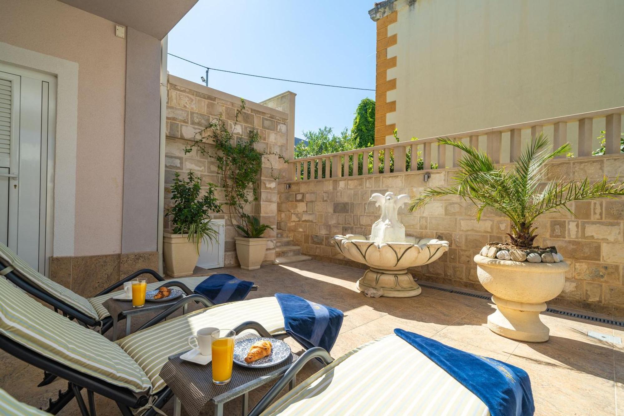 Apartments Villa Aura Dubrovnik Ngoại thất bức ảnh