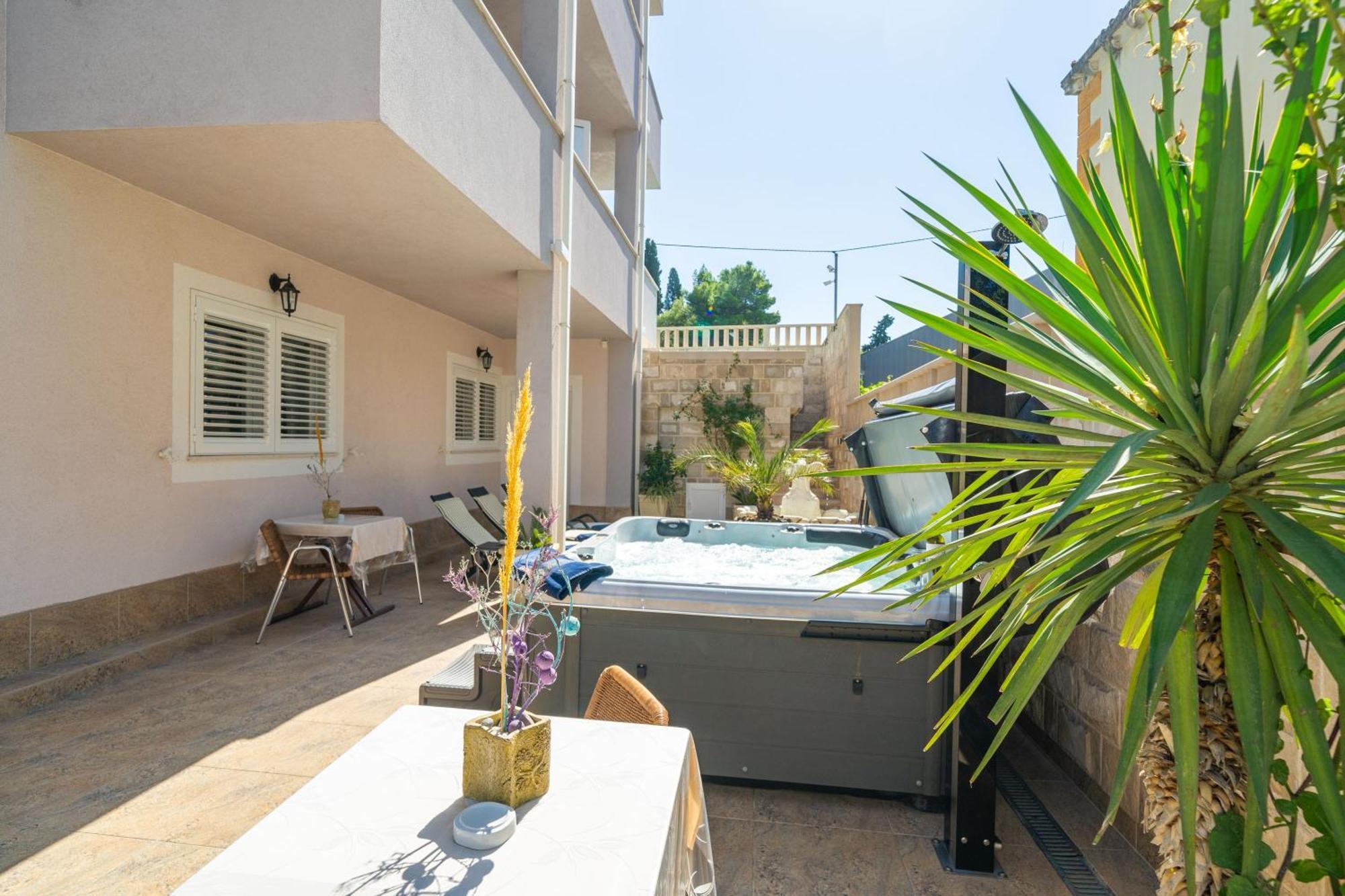 Apartments Villa Aura - Adult Only Dubrovnik Ngoại thất bức ảnh