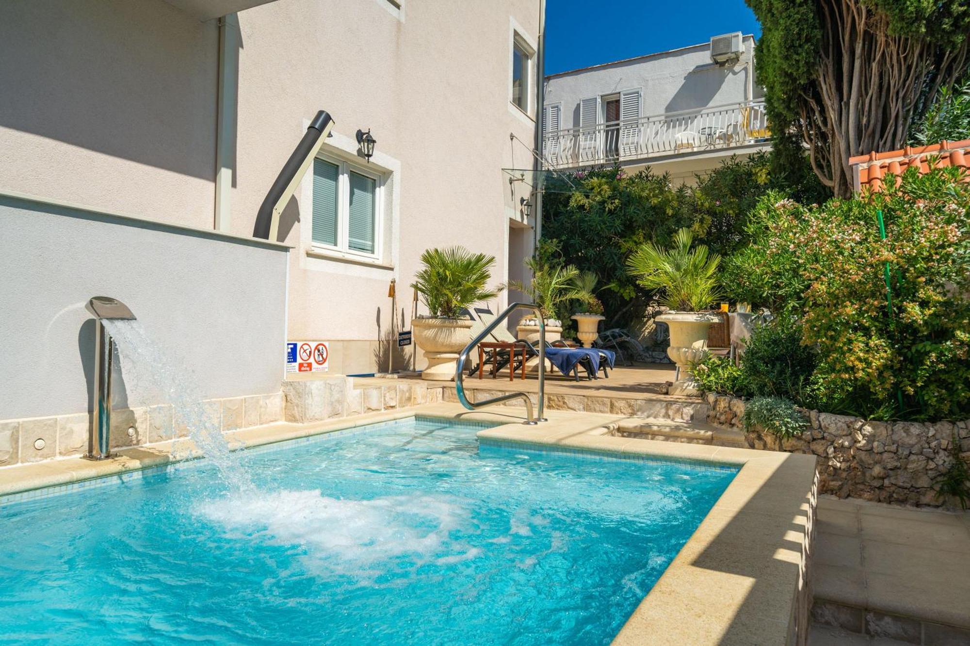 Apartments Villa Aura - Adult Only Dubrovnik Ngoại thất bức ảnh