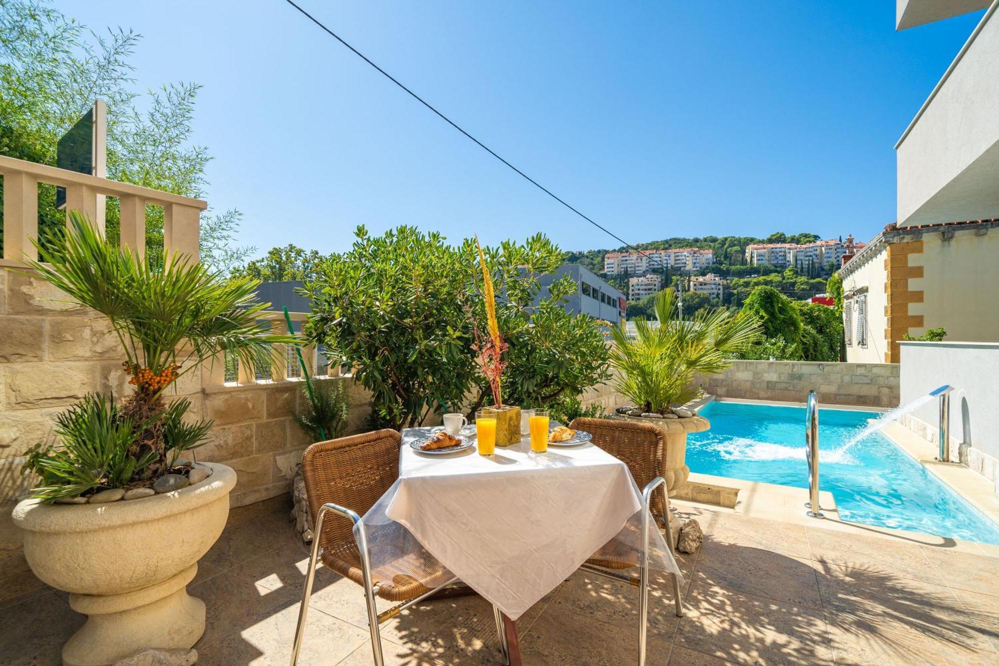 Apartments Villa Aura - Adult Only Dubrovnik Ngoại thất bức ảnh